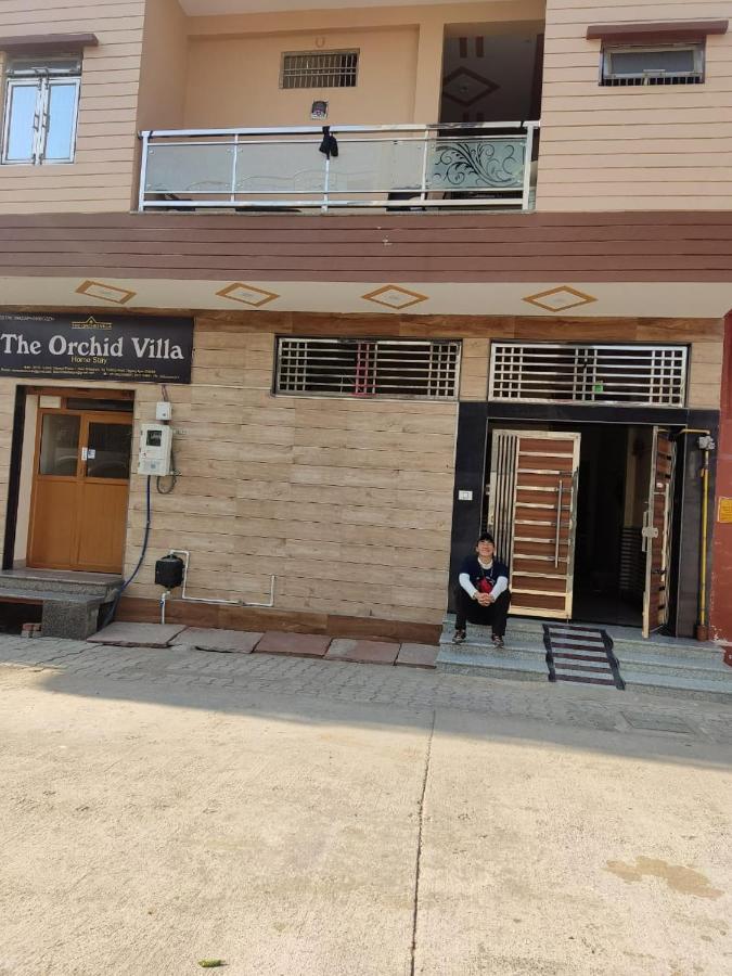 The Orchid Villa Homestay - Walkable Distance From Taj Mahal อัครา ภายนอก รูปภาพ
