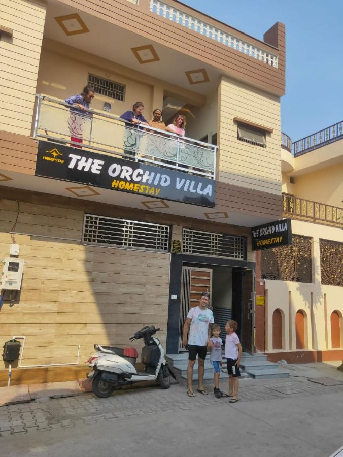 The Orchid Villa Homestay - Walkable Distance From Taj Mahal อัครา ภายนอก รูปภาพ