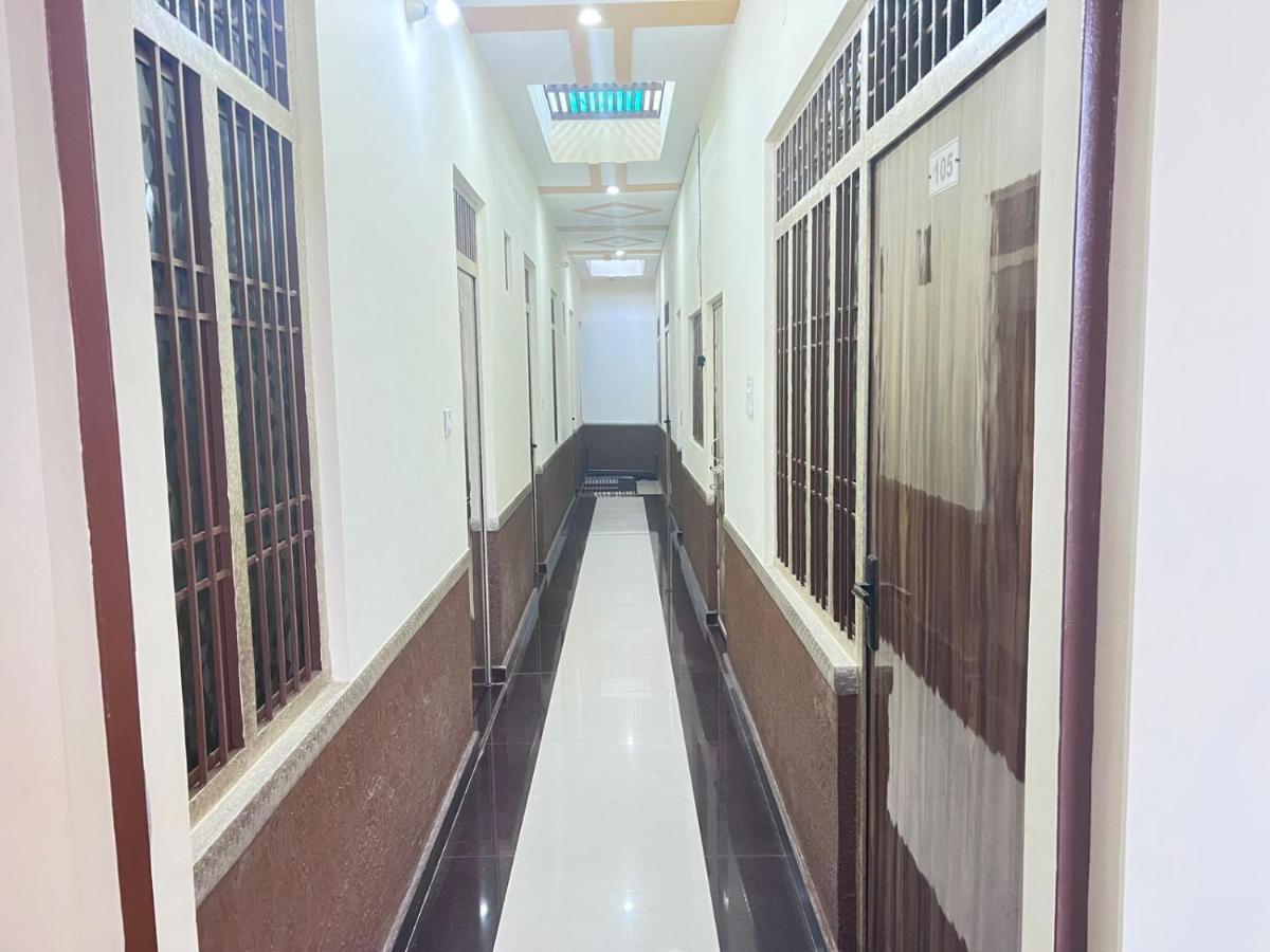 The Orchid Villa Homestay - Walkable Distance From Taj Mahal อัครา ภายนอก รูปภาพ